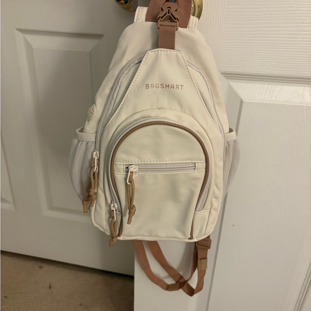 BAGSMART Cream Crossbody Sling
